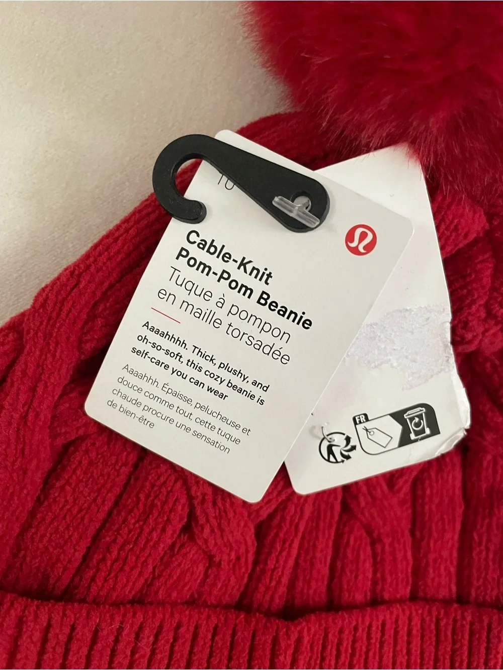 Lululemon NWT Cable Knit Red Pom-Pom Beanie dark red